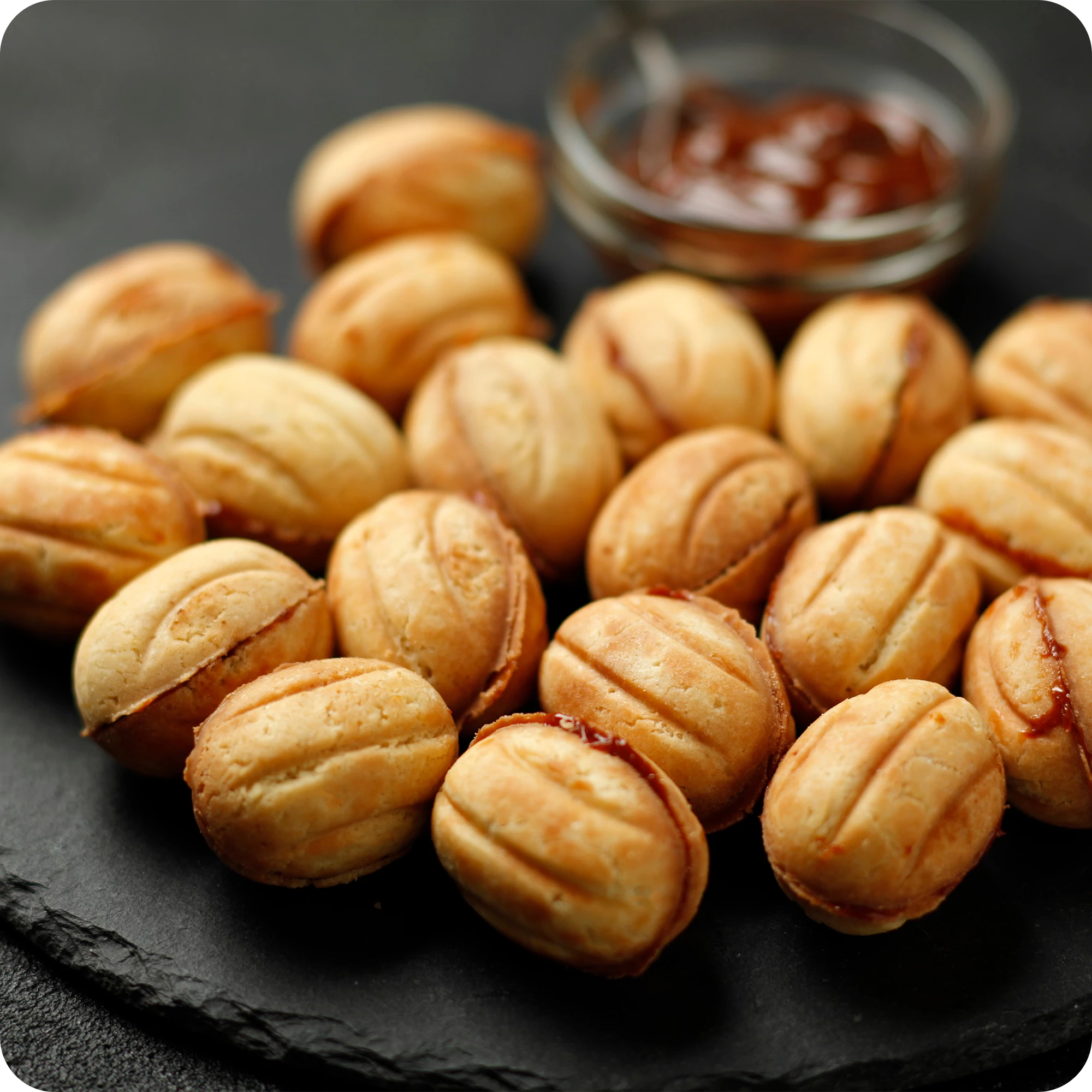 8Opiekacz do orzeszków 1800W