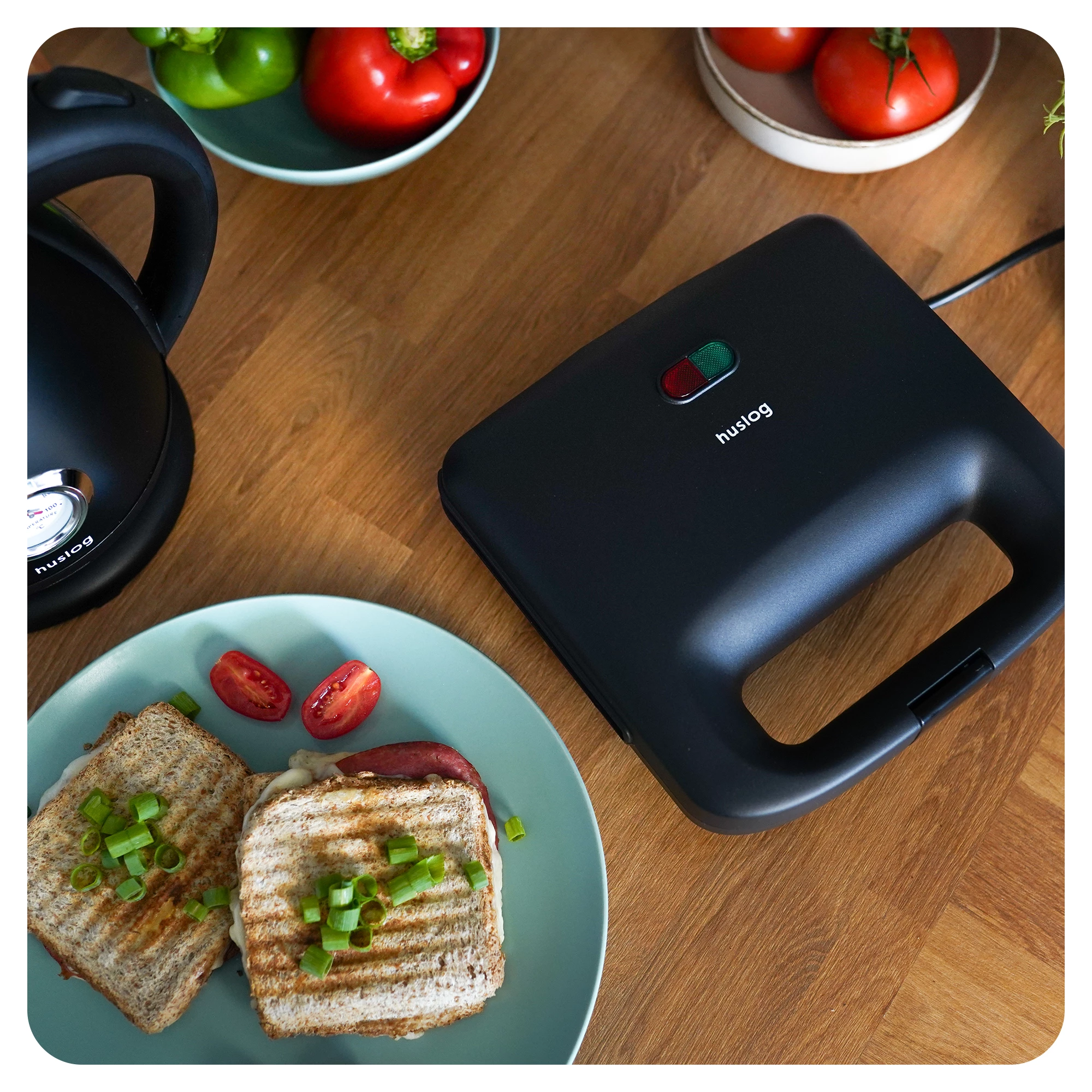 1Opiekacz do kanapek Panini 1000W