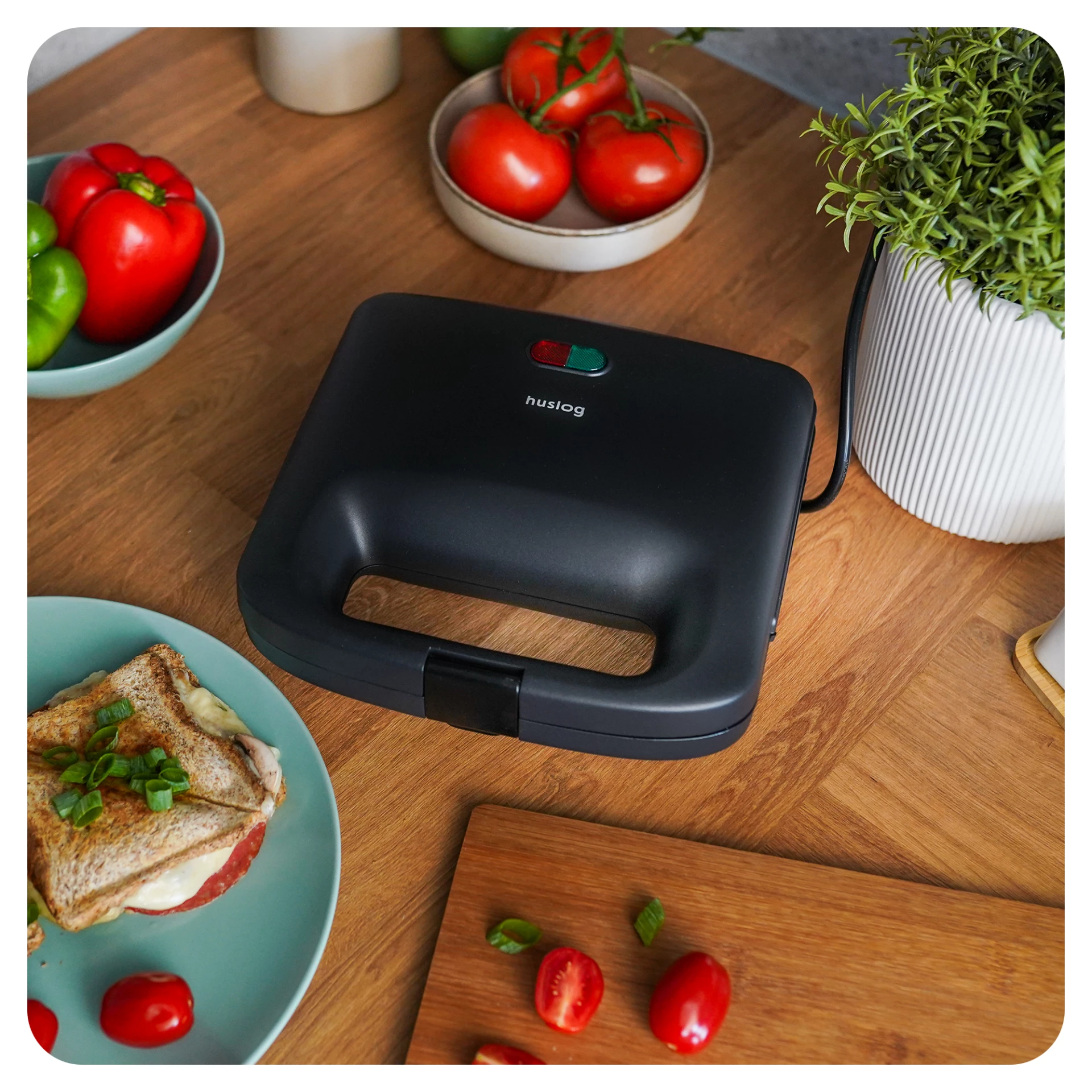 Kompaktn� rozm�ry toustova�e