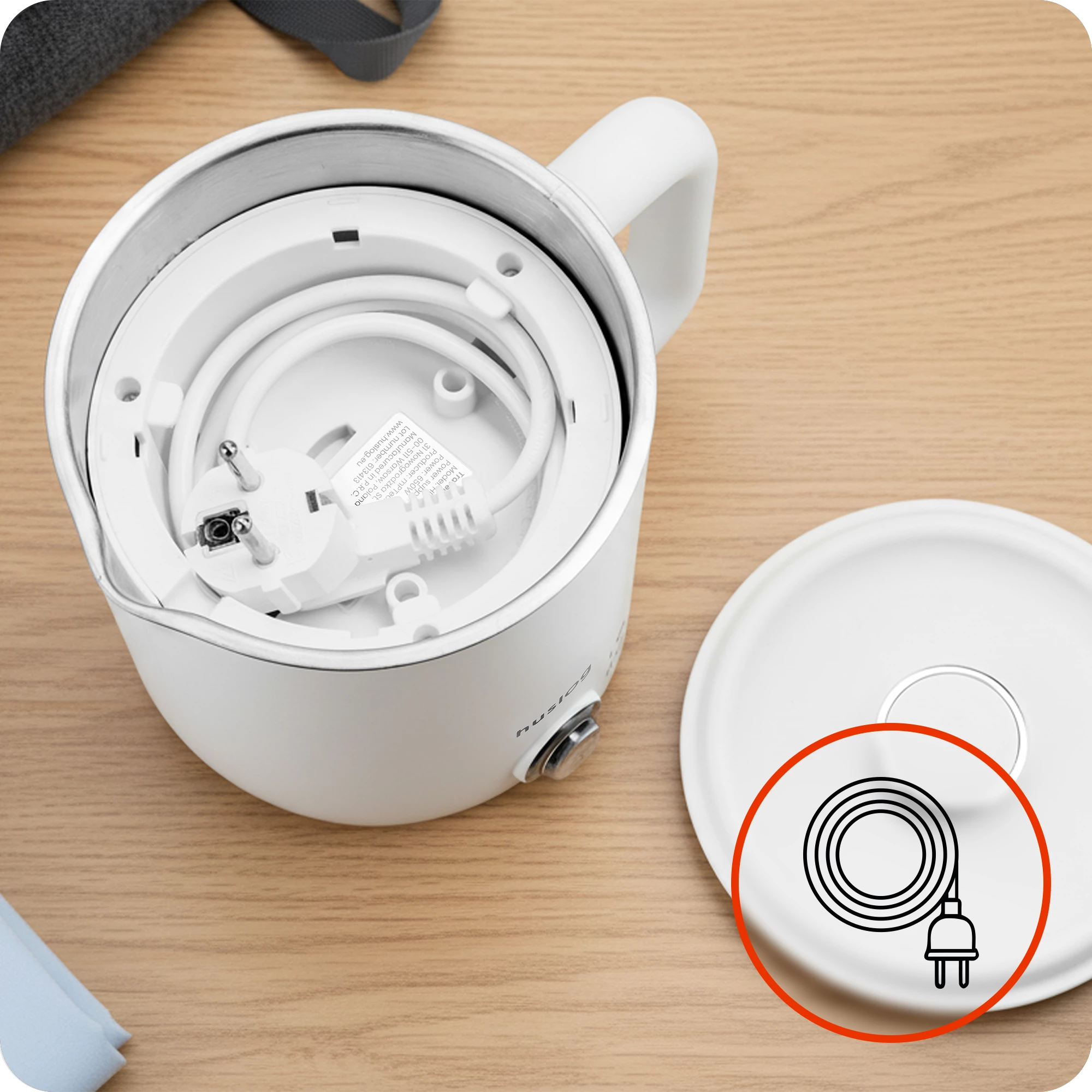 4Czajnik podróżny 2w1 z funkcją garnka 0,8L