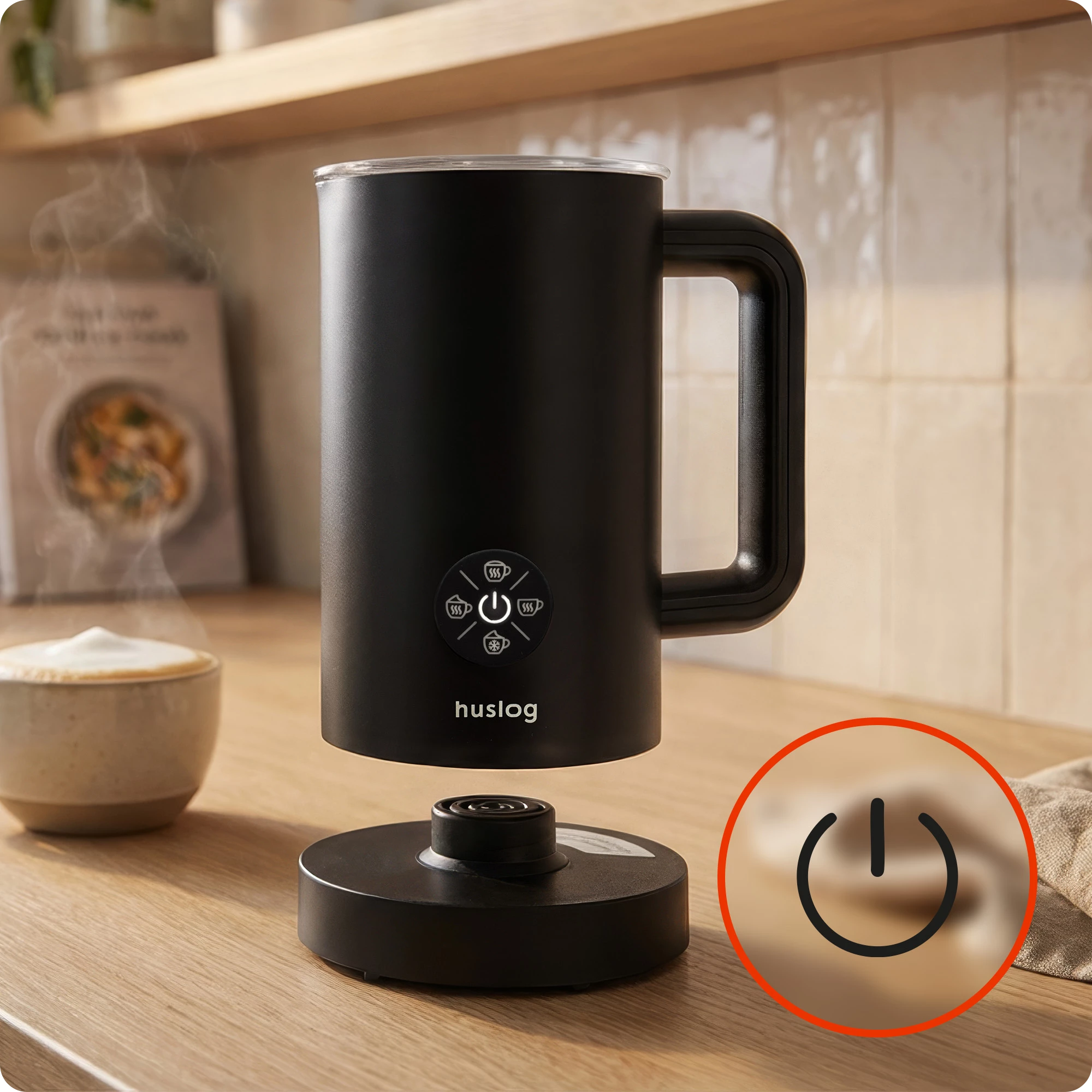 8Spieniacz do mleka czarny 500W